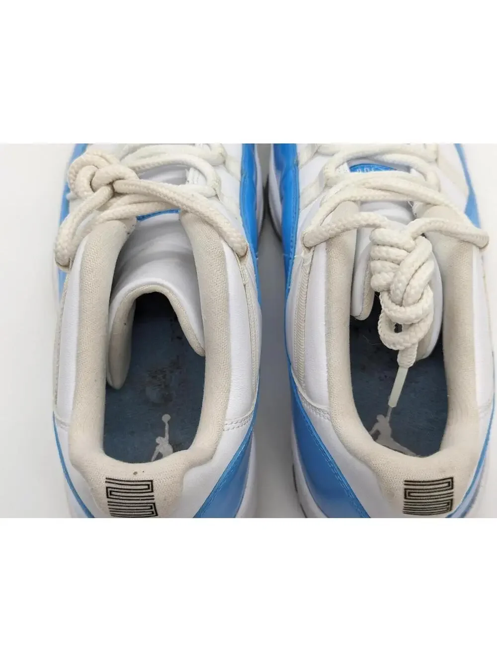 Mens Size 11.5 Air Jordan 11 Retro Low UNC 528895-106 Blue White Sneakers Shoes